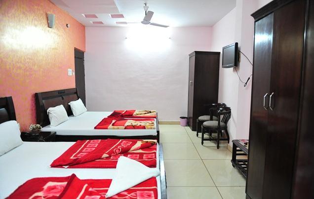 Hotel Rest Inn Lucknow Rum bild